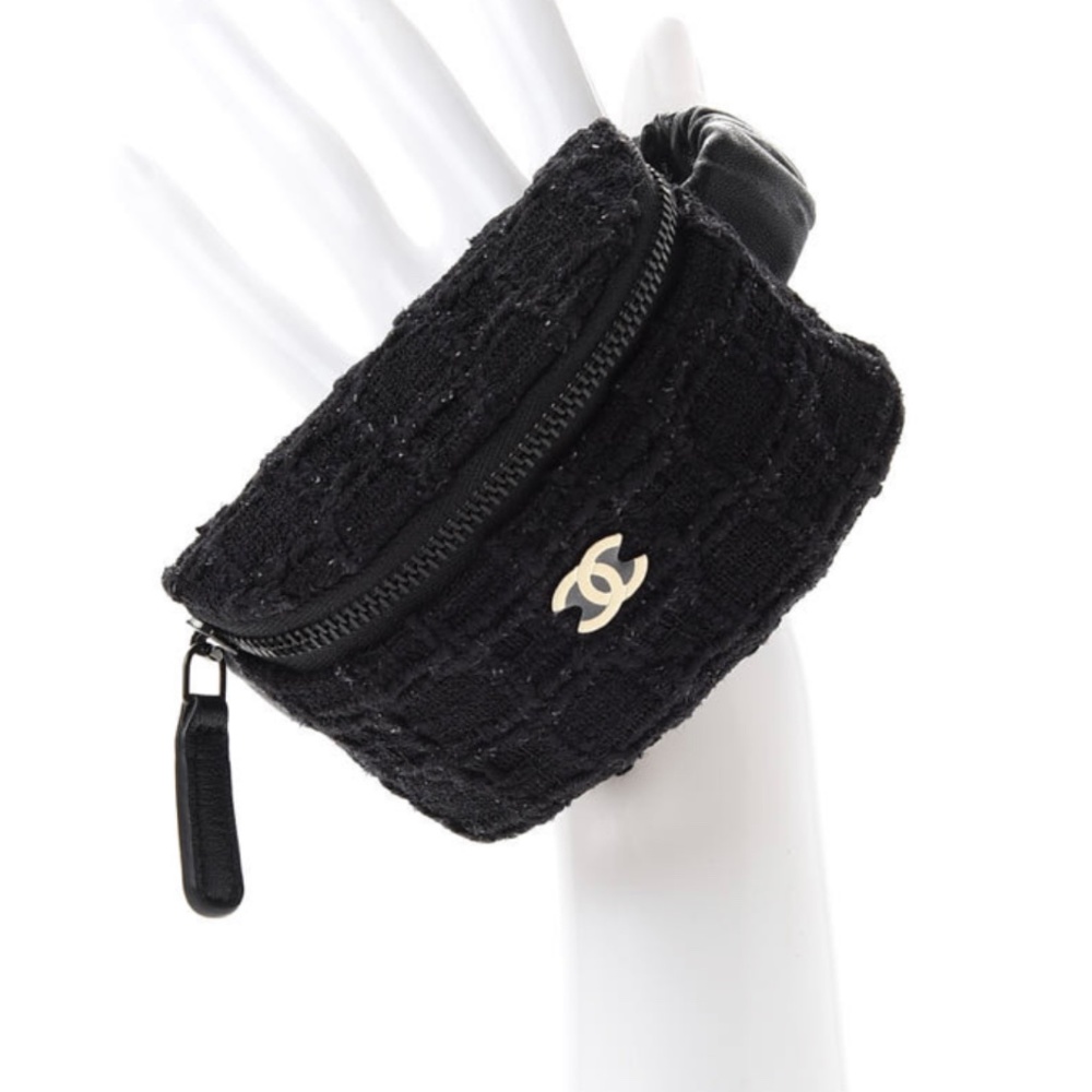 Chanel card holder